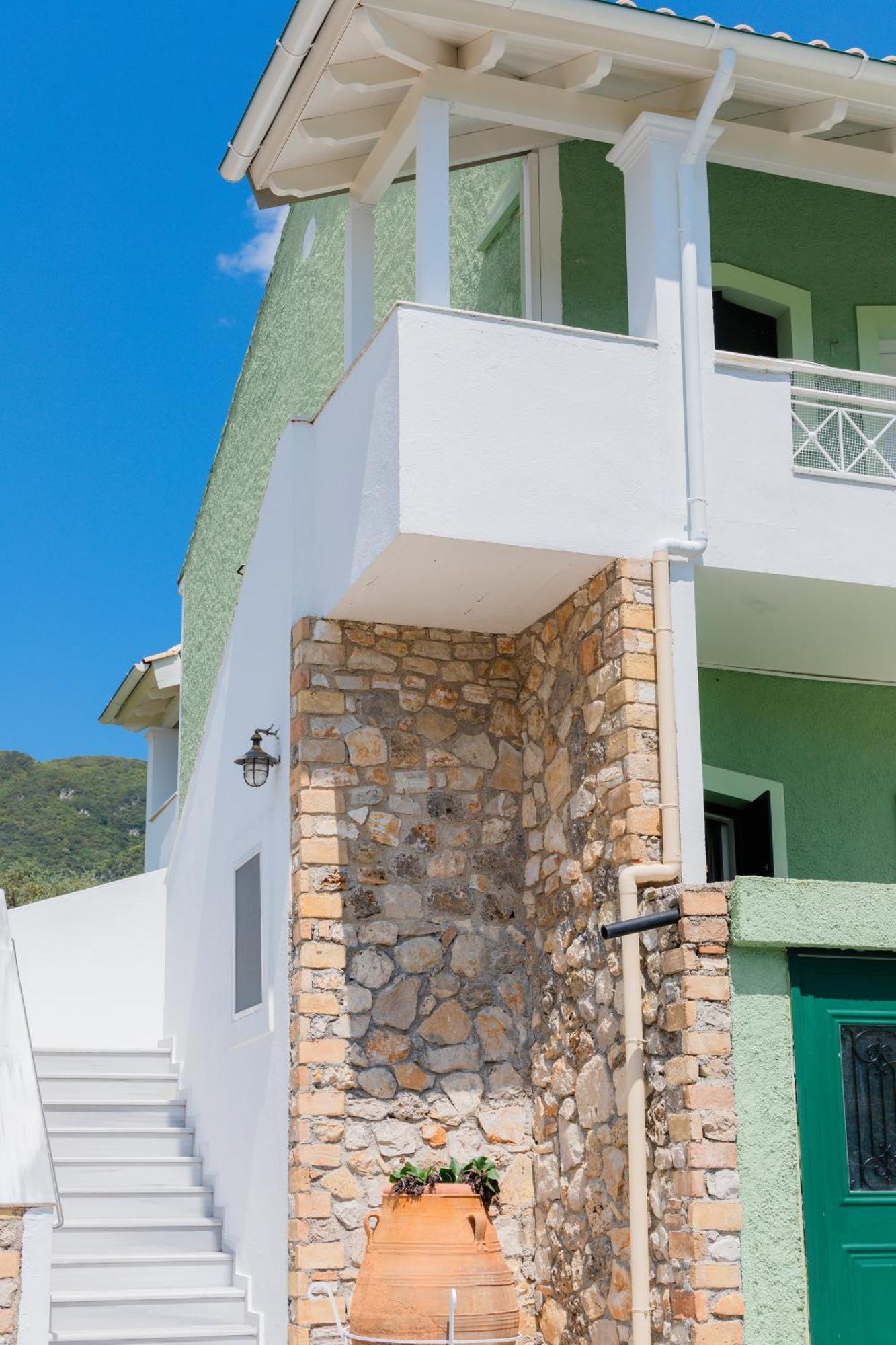 Valentino Corfu