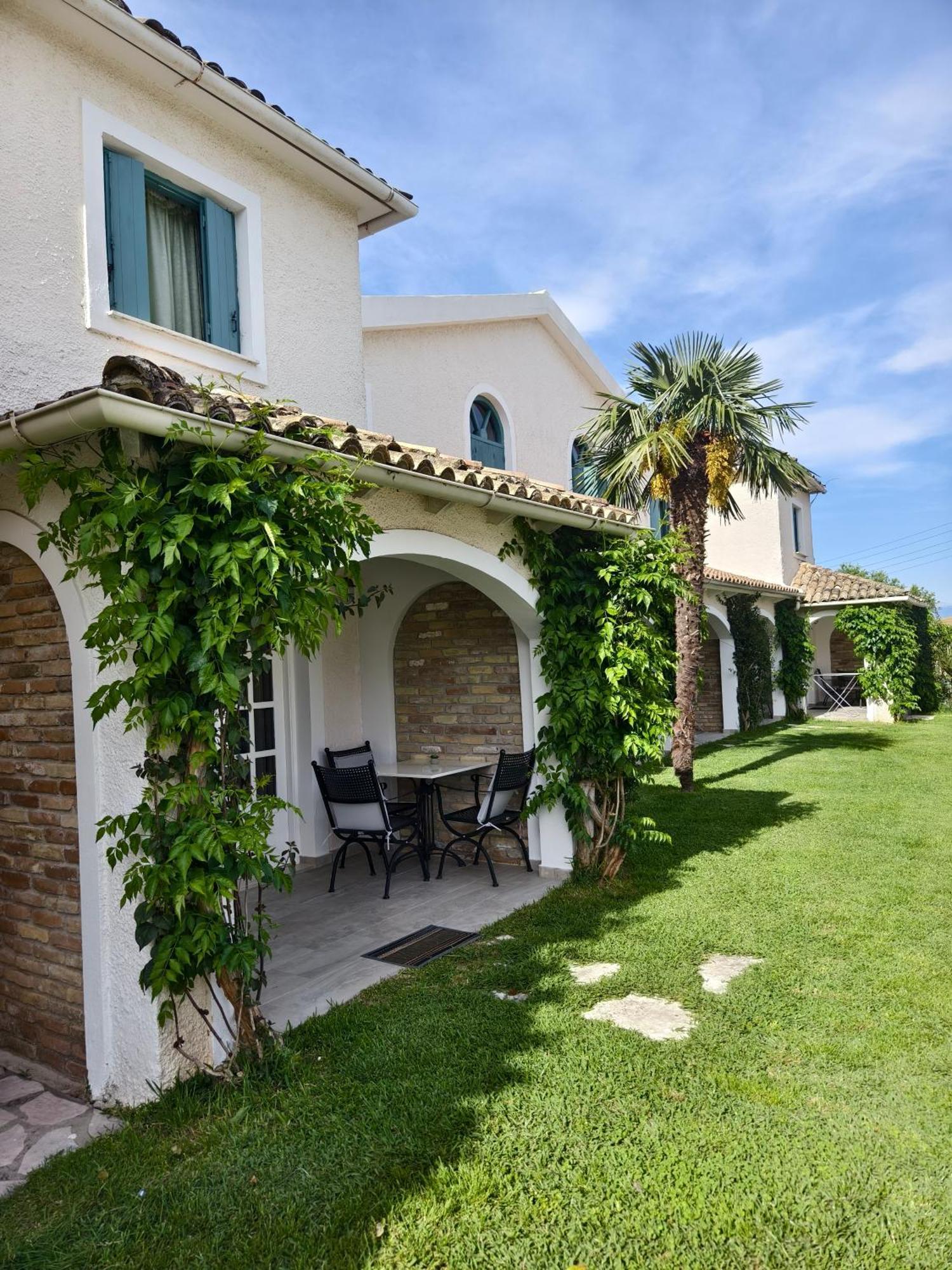 Aparthotel Valentino Corfu 3*